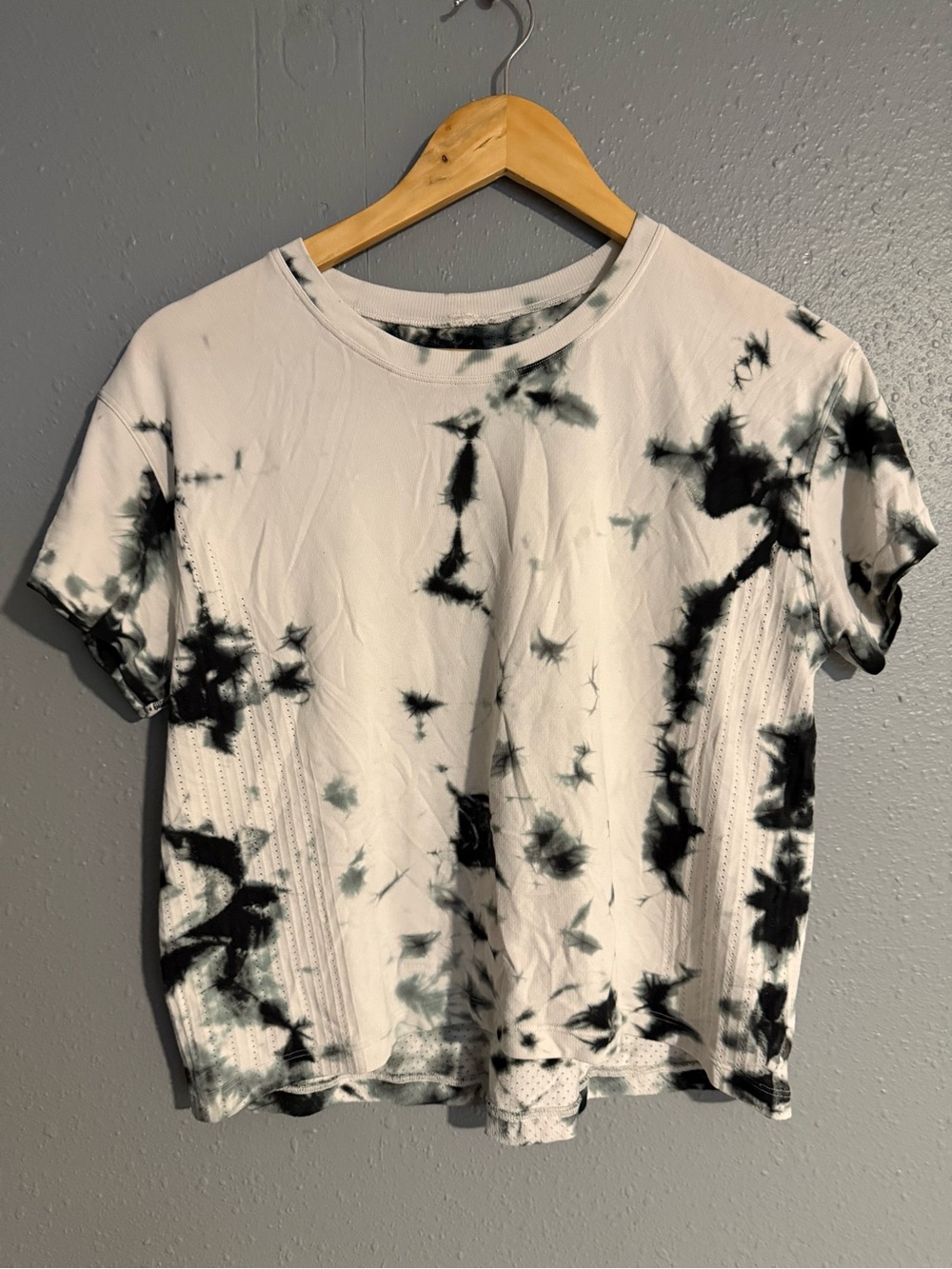 lululemon athletica Black & White Tie-Dye Short Sleeve Tee